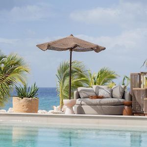 Art Hotel Curacao - Adults Only